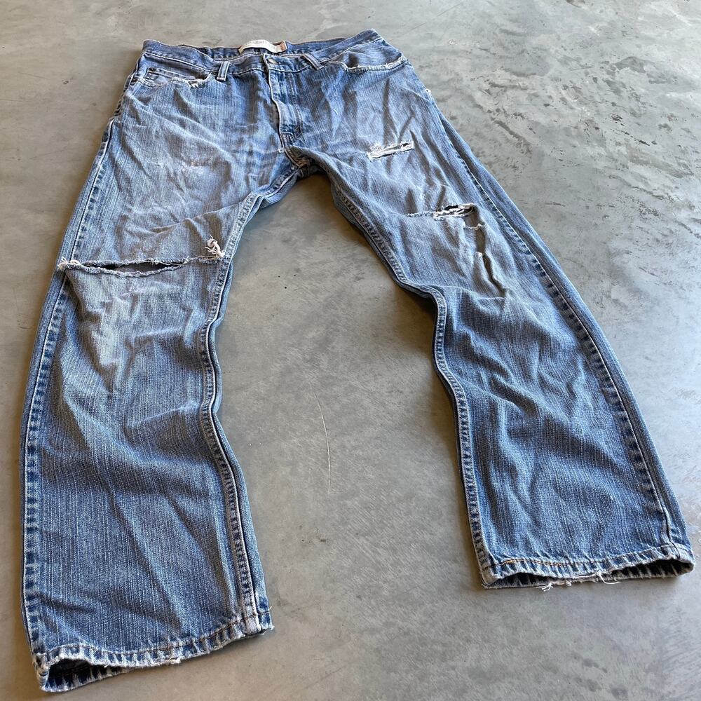 vintage Levi's 505 ripped distressed Jeans 33x30